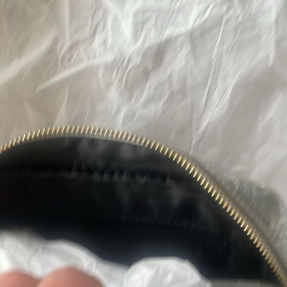 Victoria Secret Silver Metallic Crossbody Bag tassel Accent Chain Strap Bag EUC - Picture 4 of 7